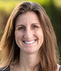 Photo of Carrie Loomis